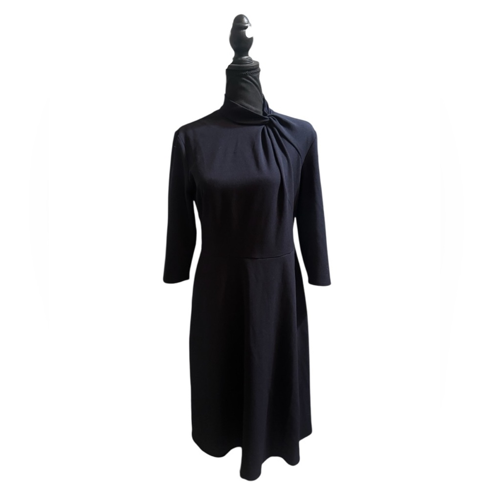 Dark blue long sleeved dress size 10 DONNA MORGAN